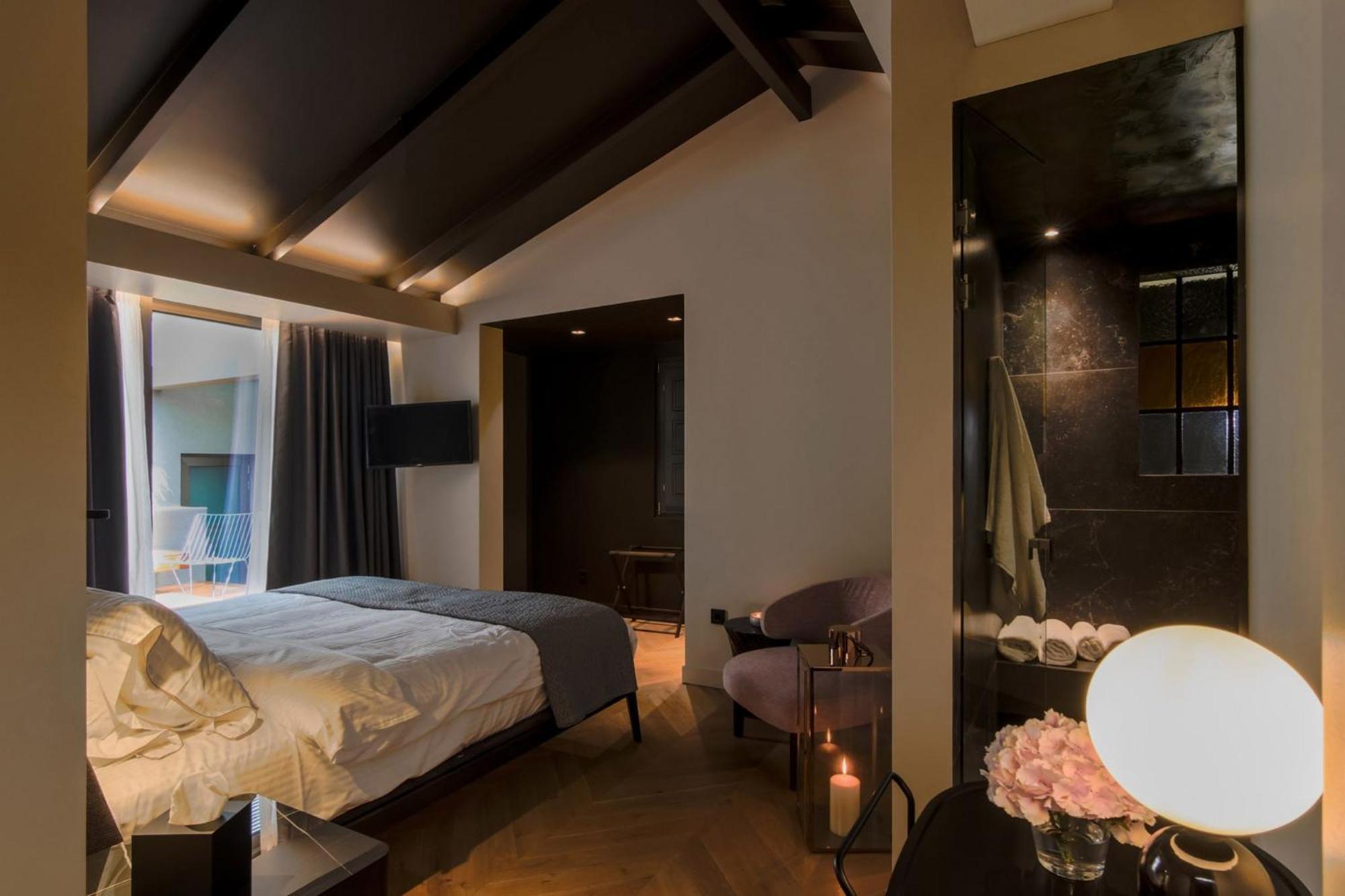 Nikiou Suites Luxury Residence Athens Exterior photo