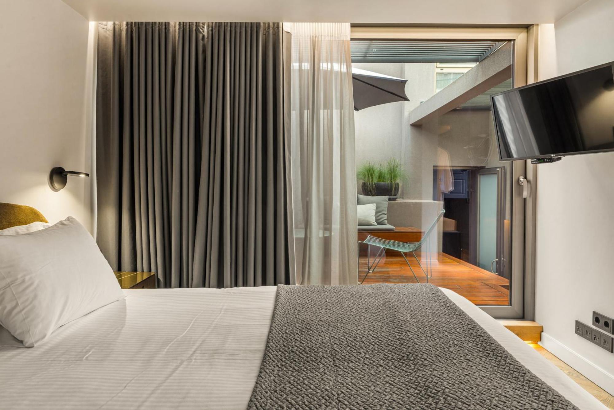 Nikiou Suites Luxury Residence Athens Exterior photo